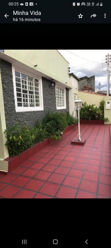 Casa no centro de Atibaia